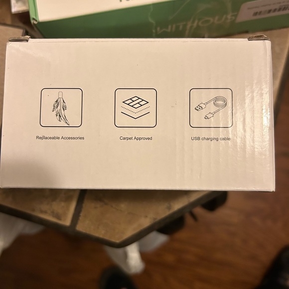 Interactive Automated Toy w Light💡&Feathers🪶Self Rotating Auto Moving Cat🐈Toy - Picture 6 of 11